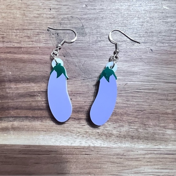 Eggplant acrylic handmade laser cut statement earrings - Picture 1 of 3